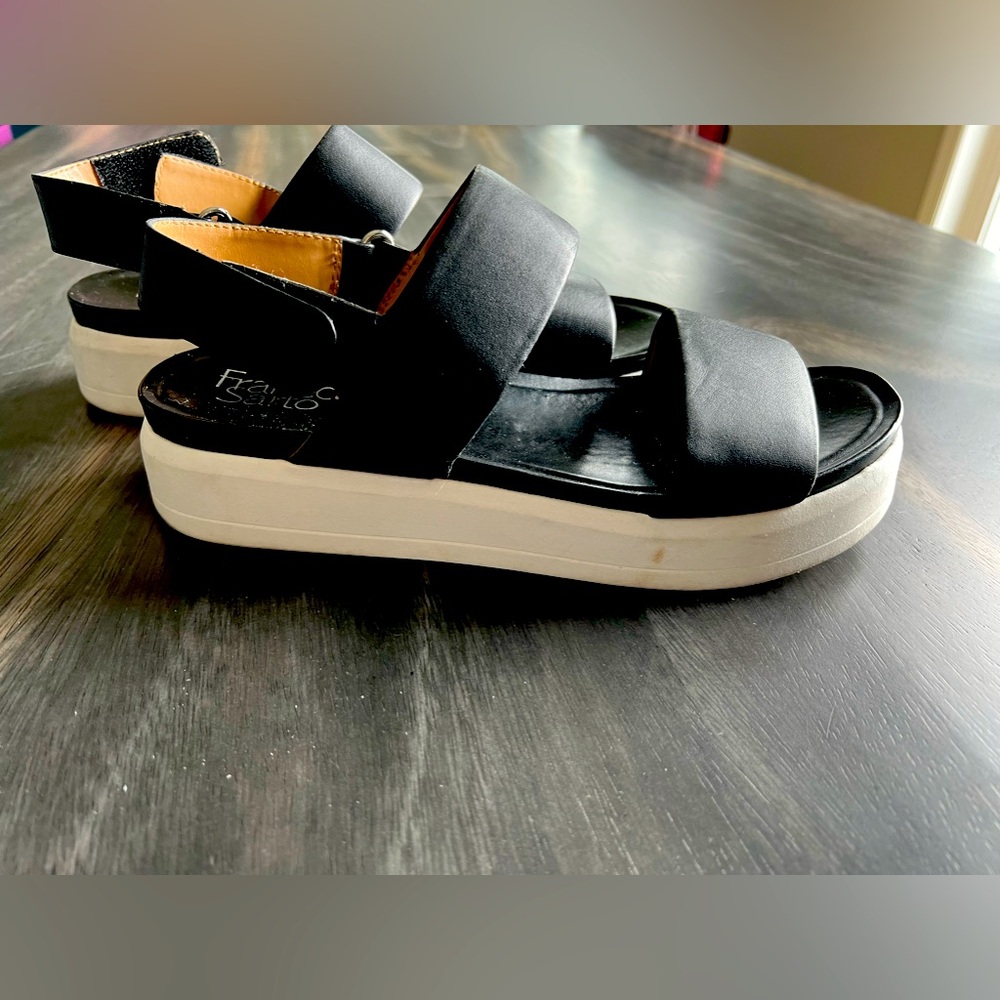 Franco Sarto Kenan 9 Black Leather Strap Sandals